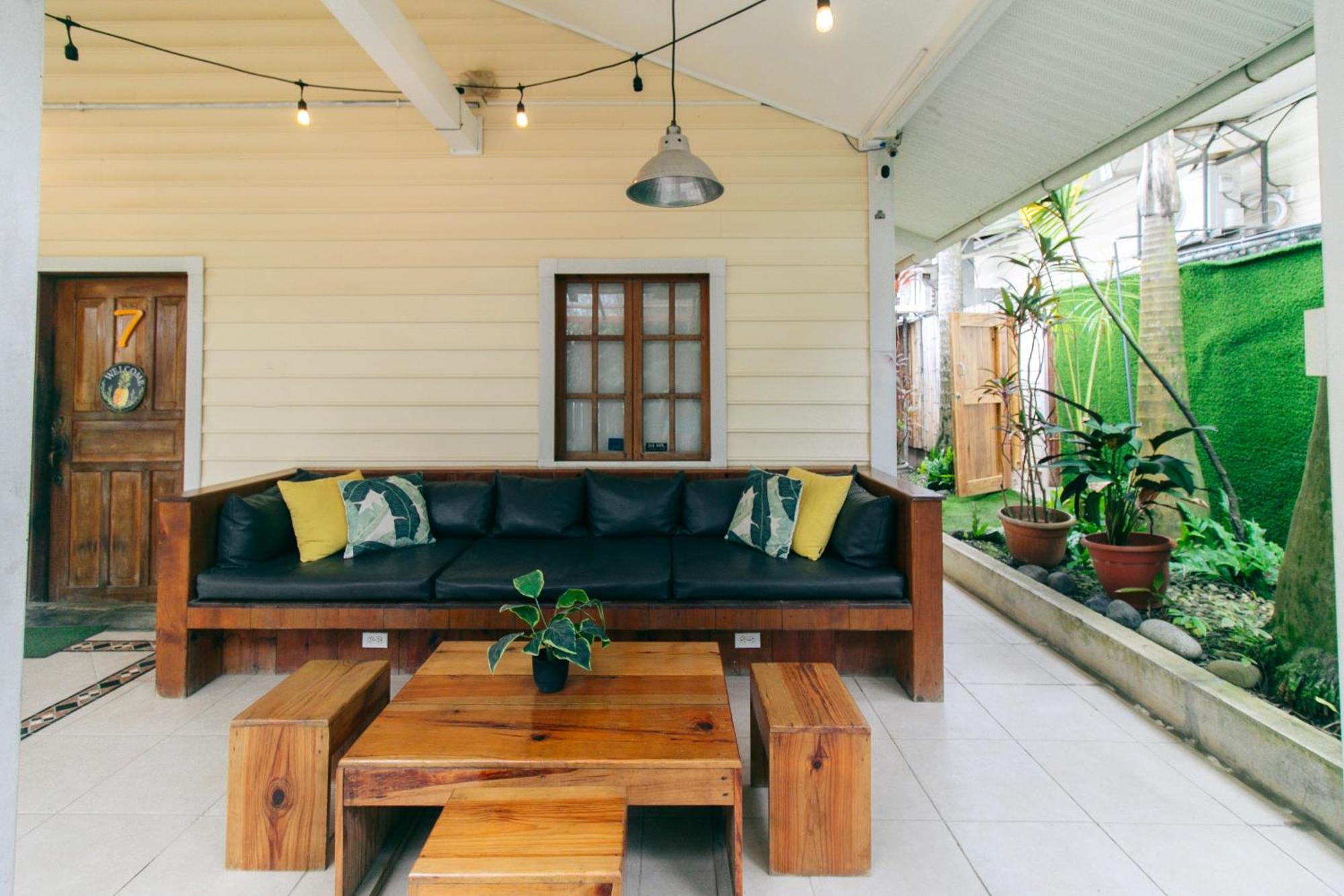 فندق Pineapple House بوكاس تاون المظهر الخارجي الصورة